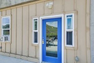 Apartment (0 Bedroom) | Interior