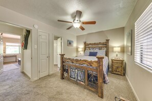 Interior - Ruidoso Golf Condo - Patio & Mountain View! (Ruidoso)