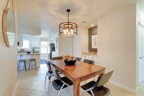 Cottage (3 Bedrooms) | Interior - Scottsdale Home: Pool Access, 13 Mi to Phoenix (Scottsdale)