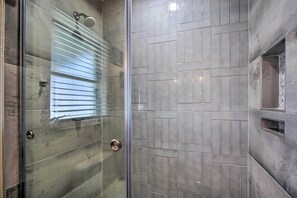 Interior - Naples Oasis w/ Screened Pool, Bike to Beach! (Naples)