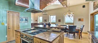 Lakefront Country Home w/ Waterslide & Trampoline!