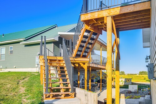 Colorful Sugar City Apartment ~ 4 Mi to Byu!