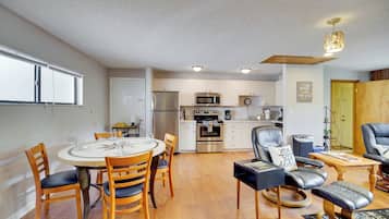 Apartment (1 Bedroom) | Interior