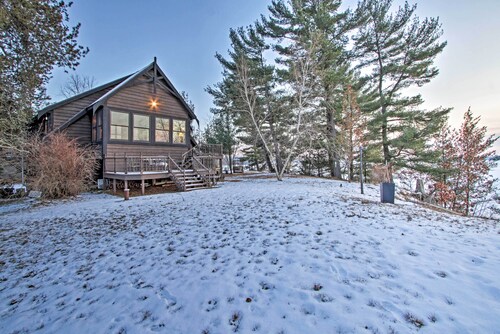 Waterfront Arkdale Retreat: 2 Acres w/ Deck & View
