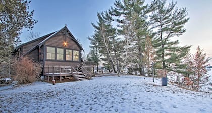 Waterfront Arkdale Retreat: 2 Acres w/ Deck & View