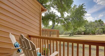 Wimberley Retreat w/ Grill < 2 Mi to Jacob's Well!