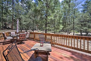 House (3 Bedrooms) | Interior - 'hilda's Cabin' Mtn-view Retreat in Pine! (Pine)
