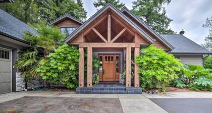 Luxe Coos Bay Escape w/ Patio + River Views!