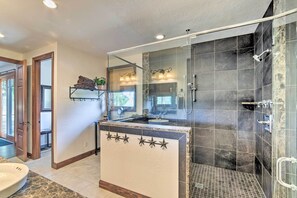 Ferienhaus (3 Bedrooms) | Badezimmer | Dusche