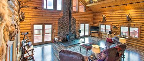 House (3 Bedrooms) | Interior