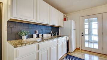 House (3 Bedrooms) | Bahagian dalam