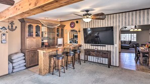 Unclassified image, 3 of 21, button - 4 Mi to Lake Havasu: Luxe Home w/ Outdoor Oasis (Lake Havasu City)