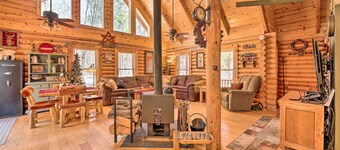2-acre Cabin in Pinetop-lakeside w/ Fenced Yard