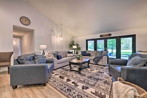 TV, fireplace, books - Michigan Golf Course Retreat w/ Gameroom & Hot tub (Gaylord)