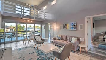 House (3 Bedrooms) | Front of property