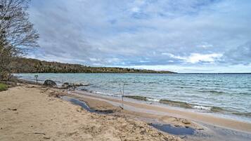 House (2 Bedrooms) | Bahagian dalam