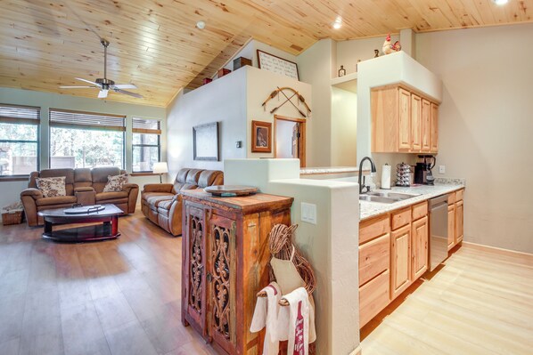 Casa (2 Bedrooms) | Interior