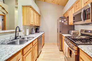 House (2 Bedrooms) | Interior - Custom Show Low Gem w/ Fireplace at Torreon Resort (Show Low)