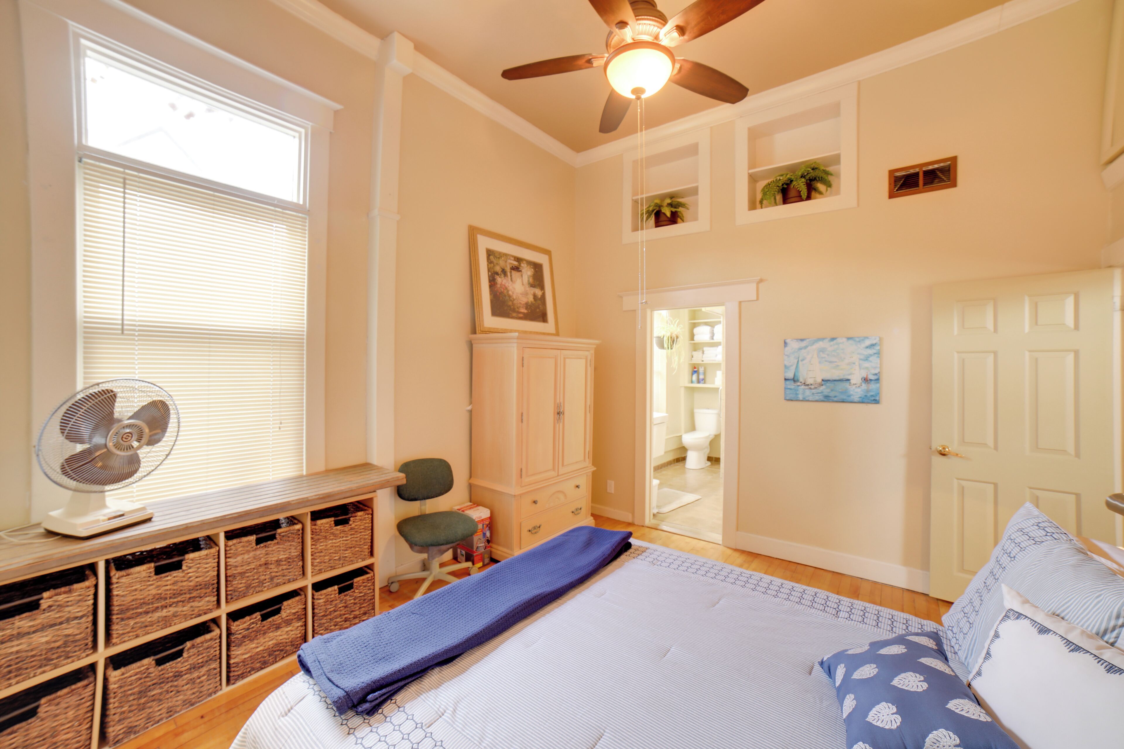 Apartment (1 Bedroom) | Interior