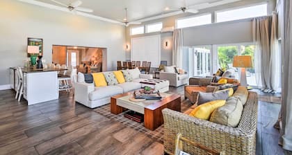 St Pete Beach Home With Pool - Walk to Beach!