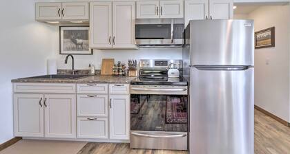 Charming Alpine Apartment w/ Stunning Views!
