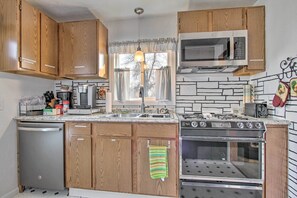 Microwave, oven, stovetop, dishwasher