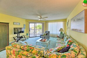 Apartment (3 Bedrooms) | Interior - Point Emerald Resort Retreat: Walk to Beach! (Emerald Isle)