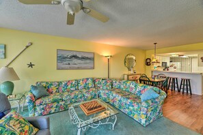 Apartment (3 Bedrooms) | Interior - Point Emerald Resort Retreat: Walk to Beach! (Emerald Isle)