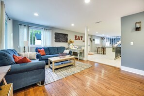 TV, fireplace, table tennis