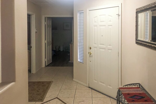 Interior - North Scottsdale Desert Retreat w/ Community Perks (Scottsdale)