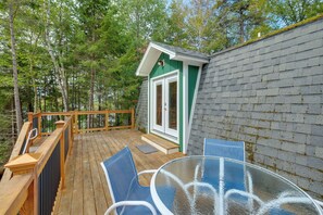 Interior - Cozy Apt w/ Deck, ~ 5 Miles to Acadia Nat'l Park! (Northeast Harbor)