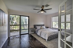 Interior - Spacious El Cajon Villa - 14 Mi to Downtown! (El Cajon)
