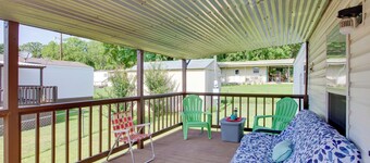 Lake Texoma Cabin Near Willow Springs Marina!