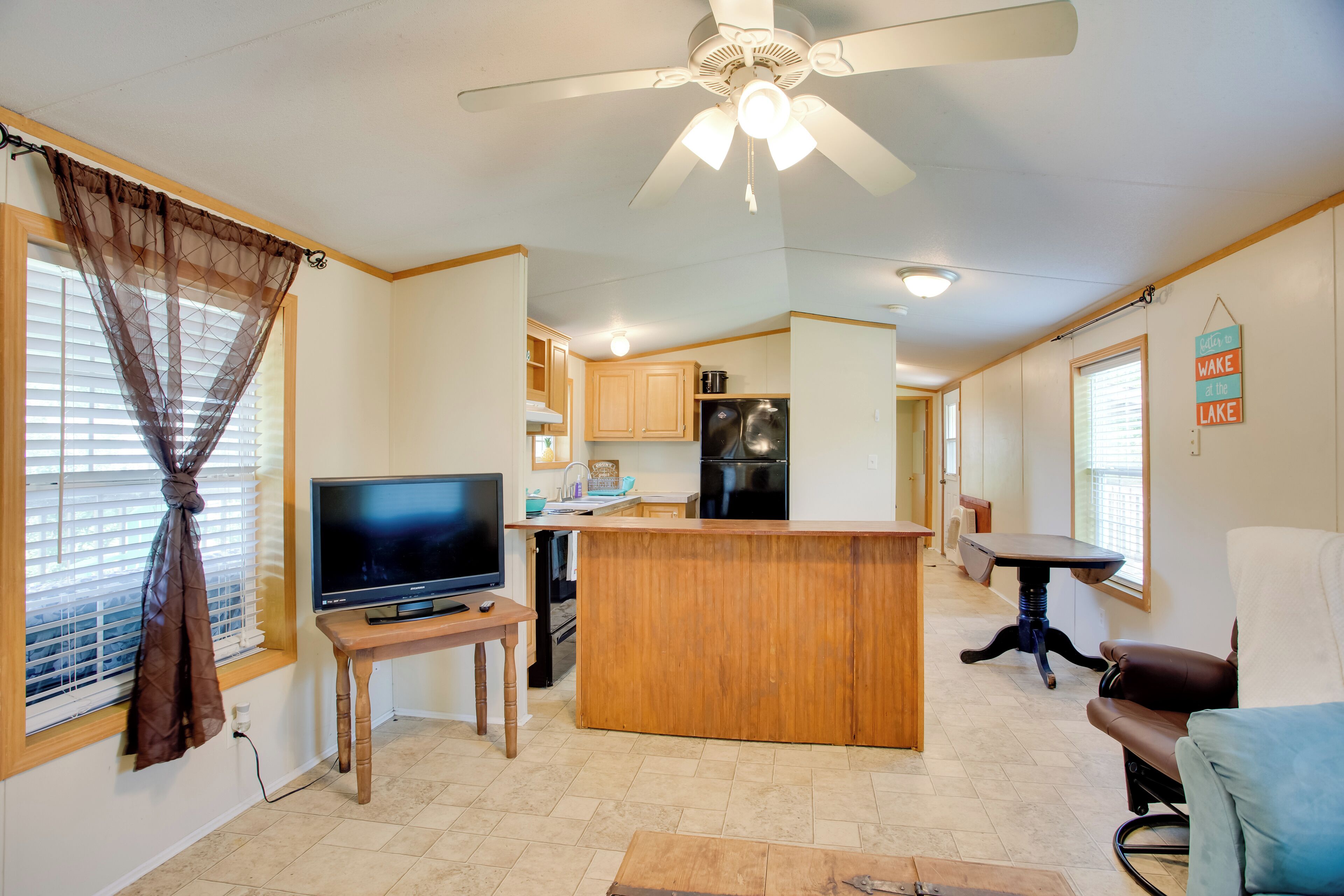 المنشأة من الداخل