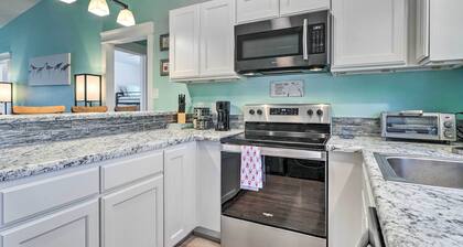 Oak Island Vacation Rental < 1 Mi to Beach!