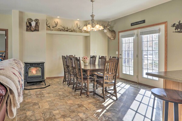 House (3 Bedrooms) | Interior - Charming Cody Vacation Home w/ Mtn Views! (Cody)