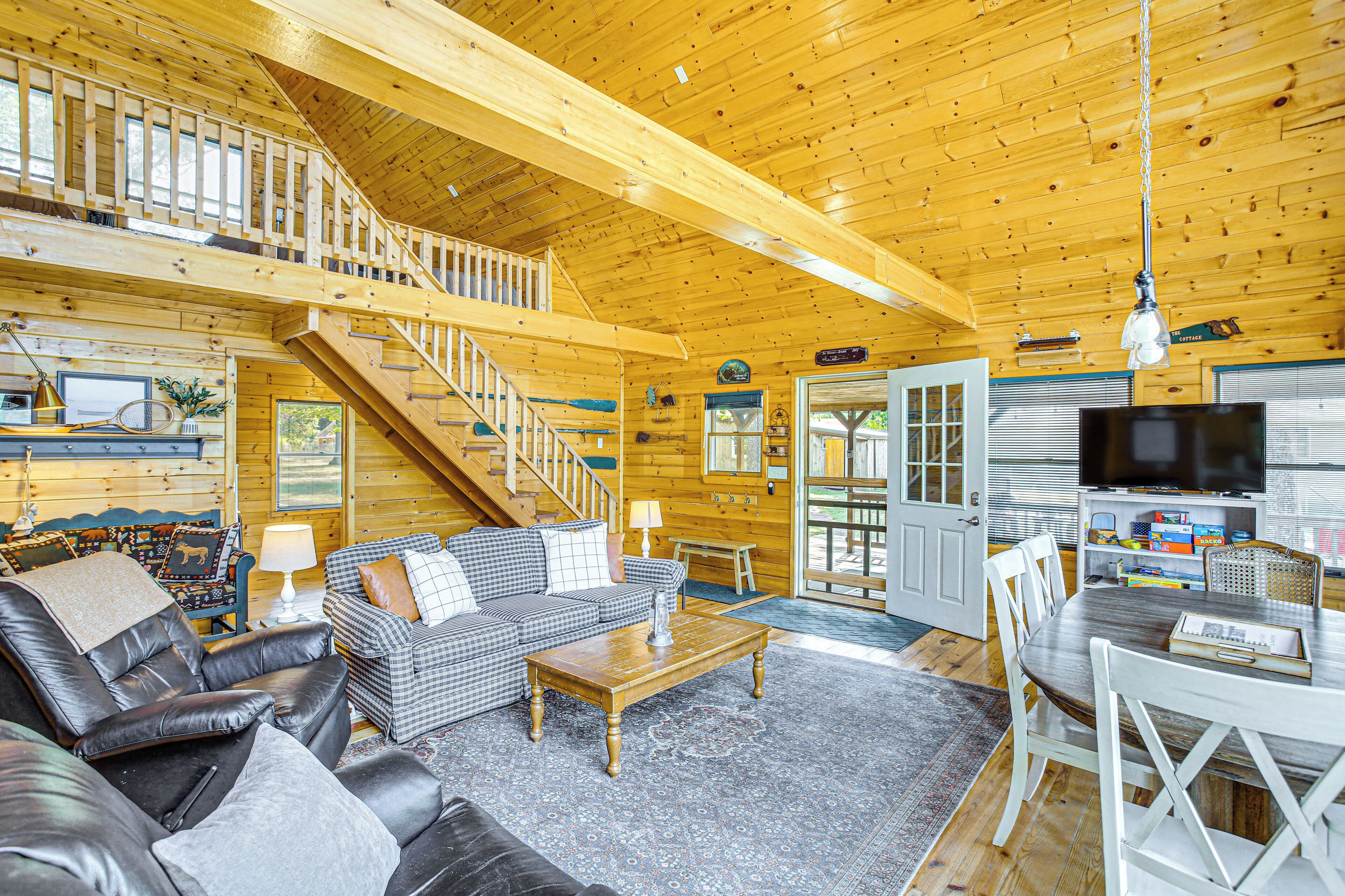 Cottage (2 Bedrooms) | Interior