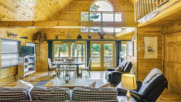 Cottage (2 Bedrooms) | Interior
