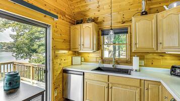 Cottage (2 Bedrooms) | Interior