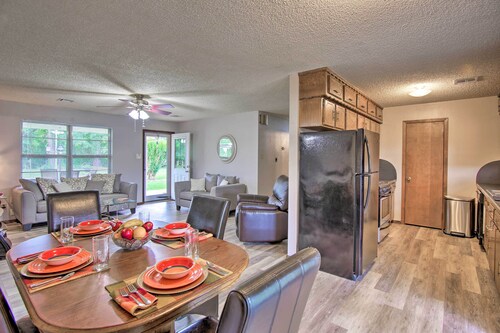 Quiet Clayton Home w/ Mountain Views 4 Mi to Lake!