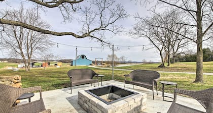 Farm-style Ste. Genevieve Retreat w/ Fire Pit!