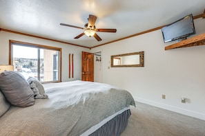 Apartment (2 Bedrooms) | Interior - Brian Head Condo w/ Pool Access - Steps to Resort! (Brian Head)