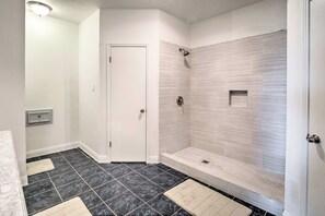 House (3 Bedrooms) | Interior - Gingerland Ranch in Del Valle: Game Room & Porch (Del Valle)