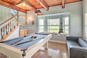 House (3 Bedrooms) | Front of property - Gingerland Ranch in Del Valle: Game Room & Porch (Del Valle)