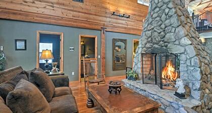 Flagstaff Cabin on 5 Acres w/ Fireplace & Fire Pit
