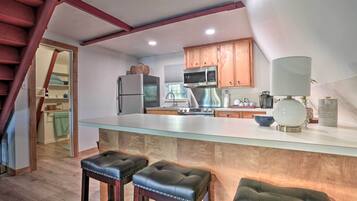 House (1 Bedroom) | Interior