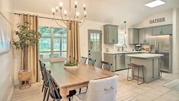 House (4 Bedrooms) | Bahagian dalam