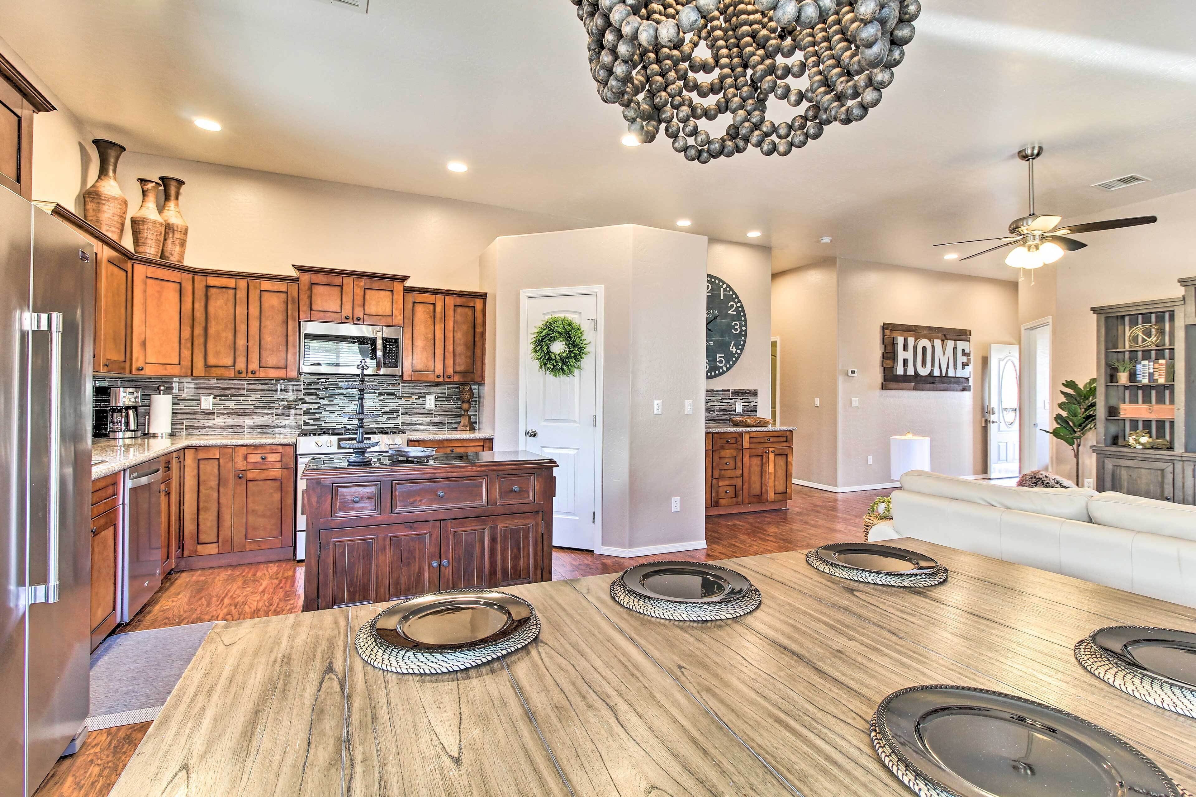 House (3 Bedrooms) | Interior