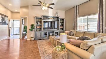 House (3 Bedrooms) | Interior