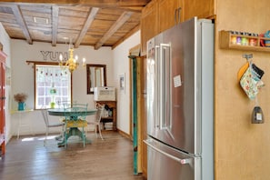 Cottage (2 Bedrooms) | Interior